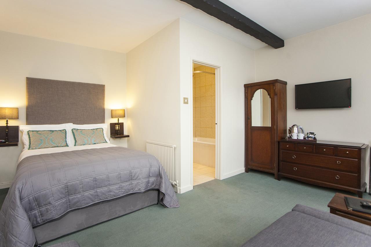 The Conigre Hotel Melksham Eksteriør billede