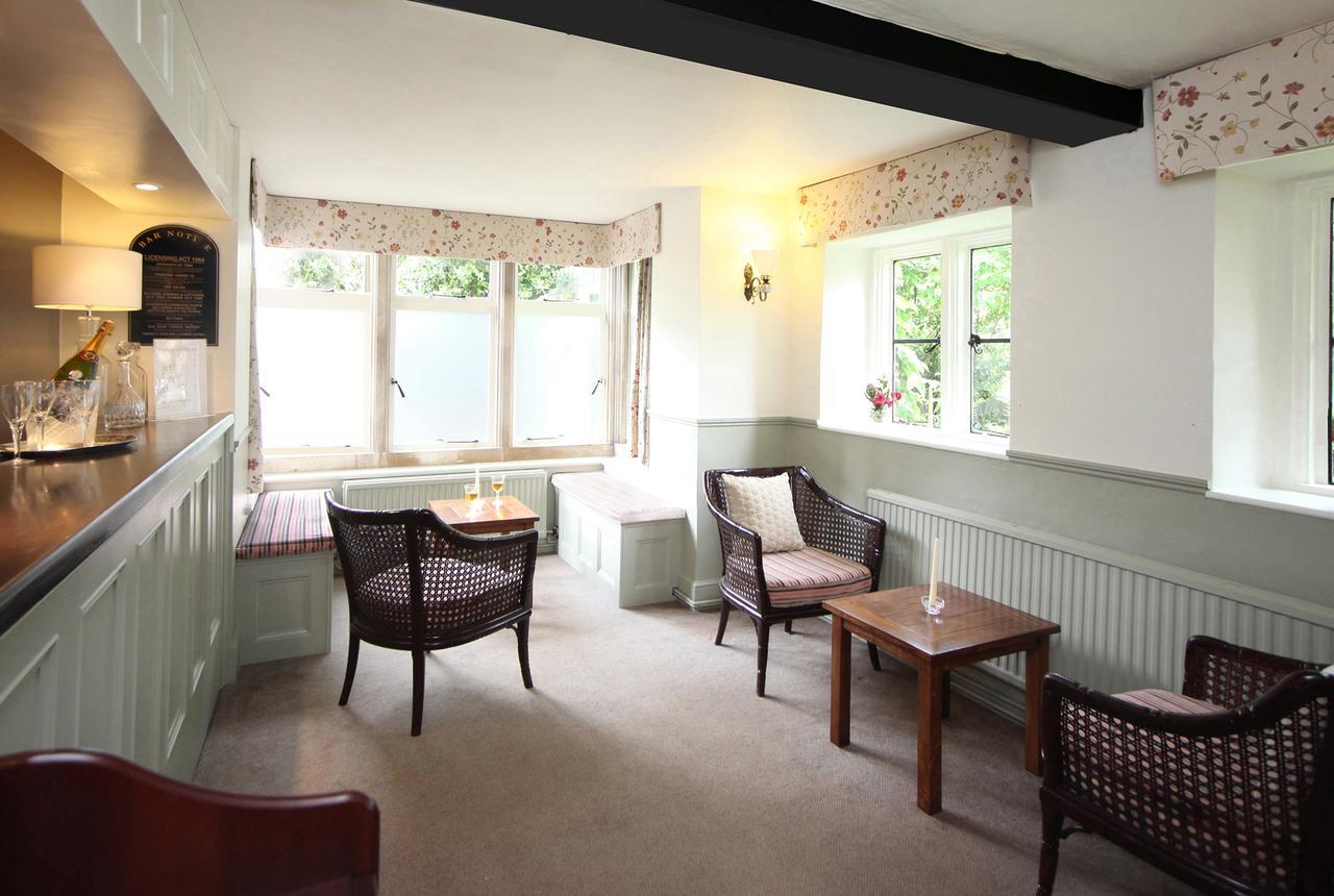 The Conigre Hotel Melksham Eksteriør billede
